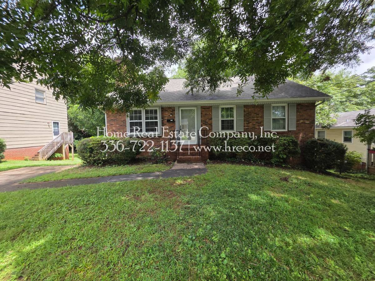 Apartment for rent at 405 Wiley Ave, Winston Salem, NC 27104