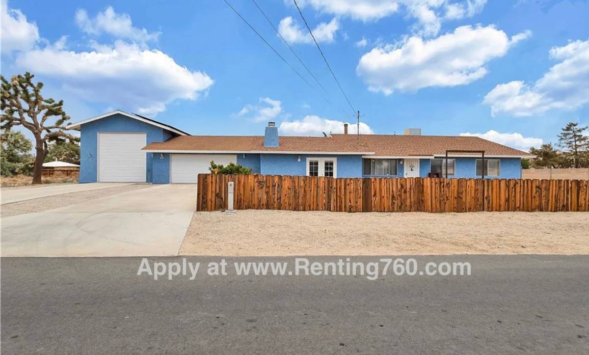House for rent at 7055 Grand Ave, Yucca Valley, CA 92284