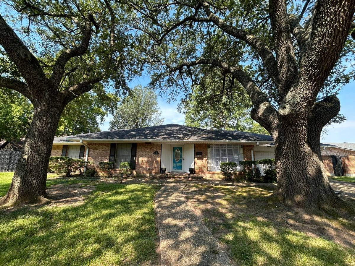 House for rent at 2407 N Waverly Dr, Bossier City, LA 71111