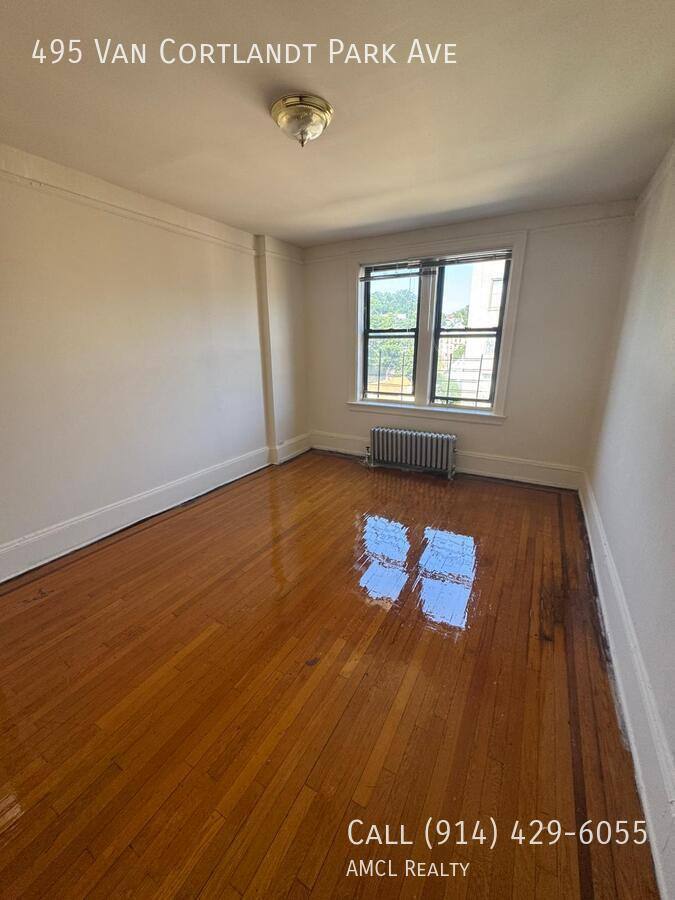 Apartment for rent at 495 Van Cortlandt Park Ave, Yonkers, NY 10705