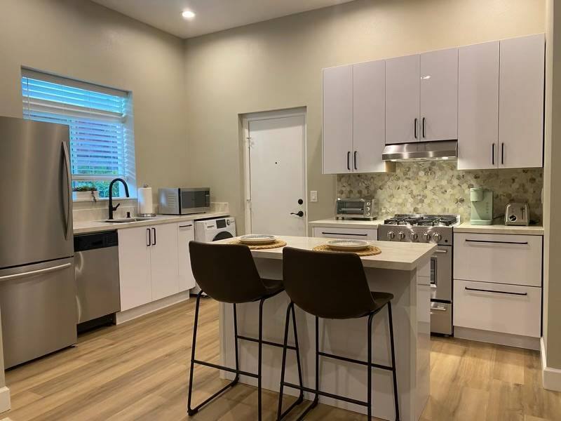 Apartment for rent at 1170 Oliver Ave #5, San Diego, CA 92109