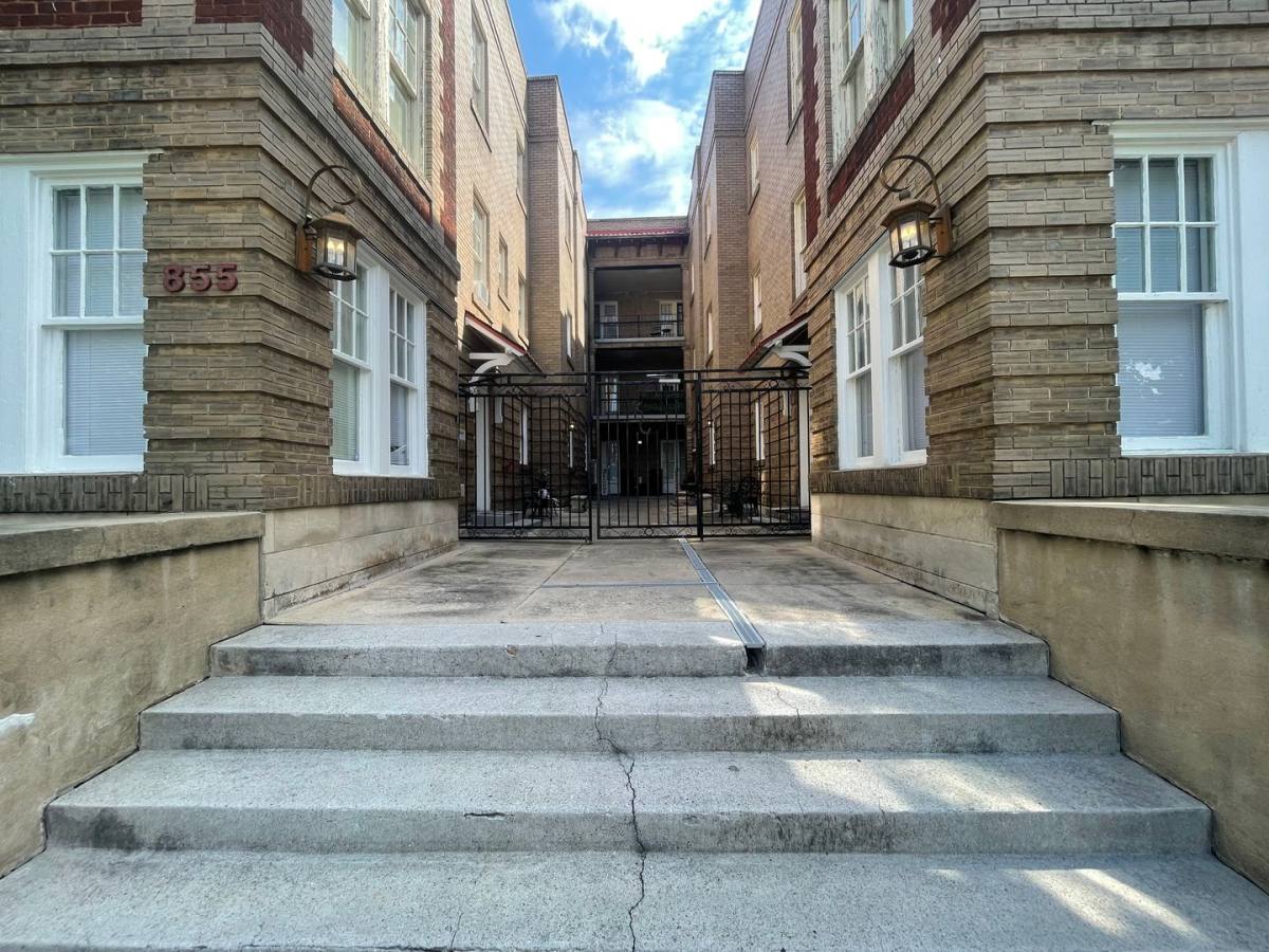 Apartment for rent at 855 Mulberry St #103, Macon, GA 31201