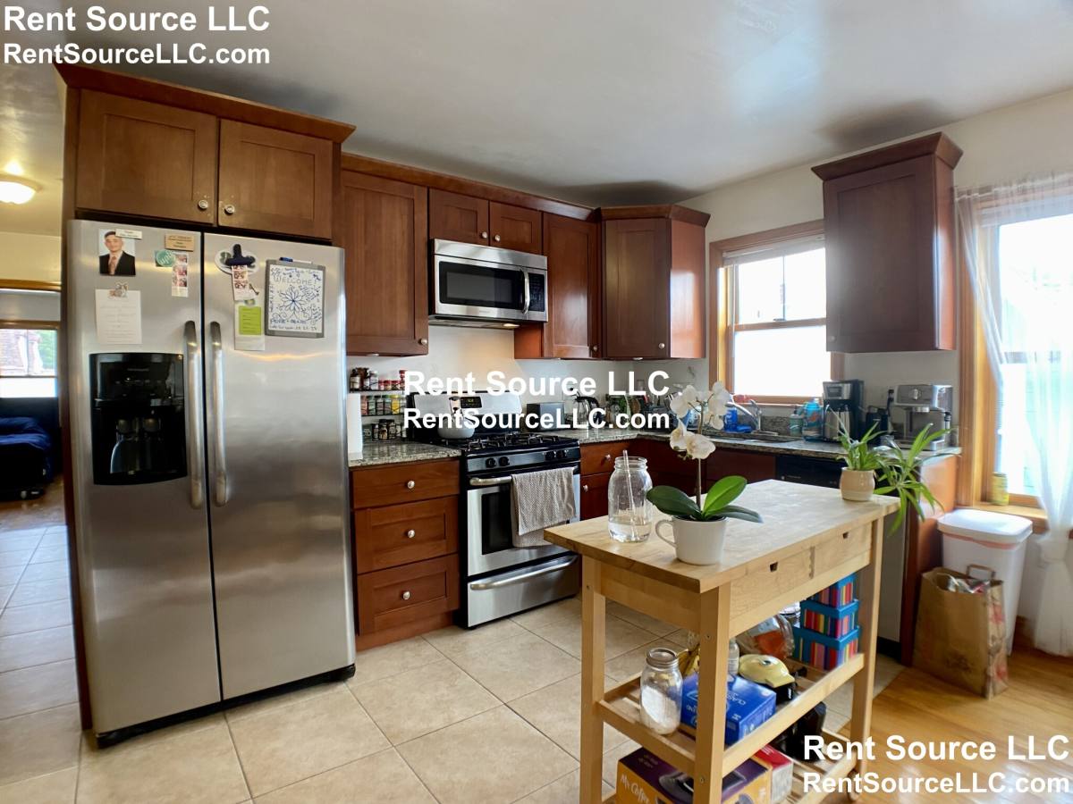 House for rent at 65 Florence St #5, Somerville, MA 02145