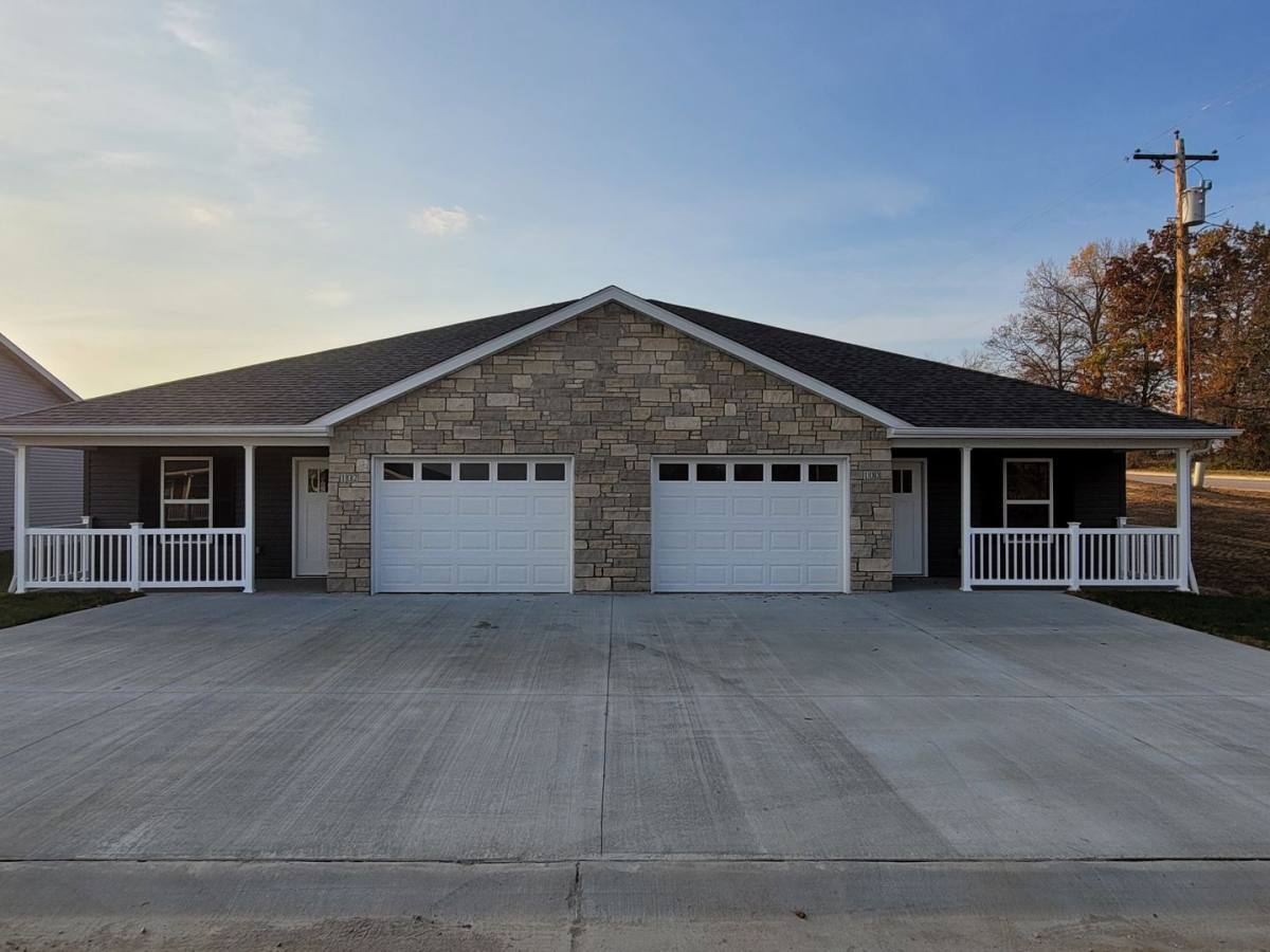 Apartment for rent at 100 Whispering Meadows Dr, Union, MO 63084
