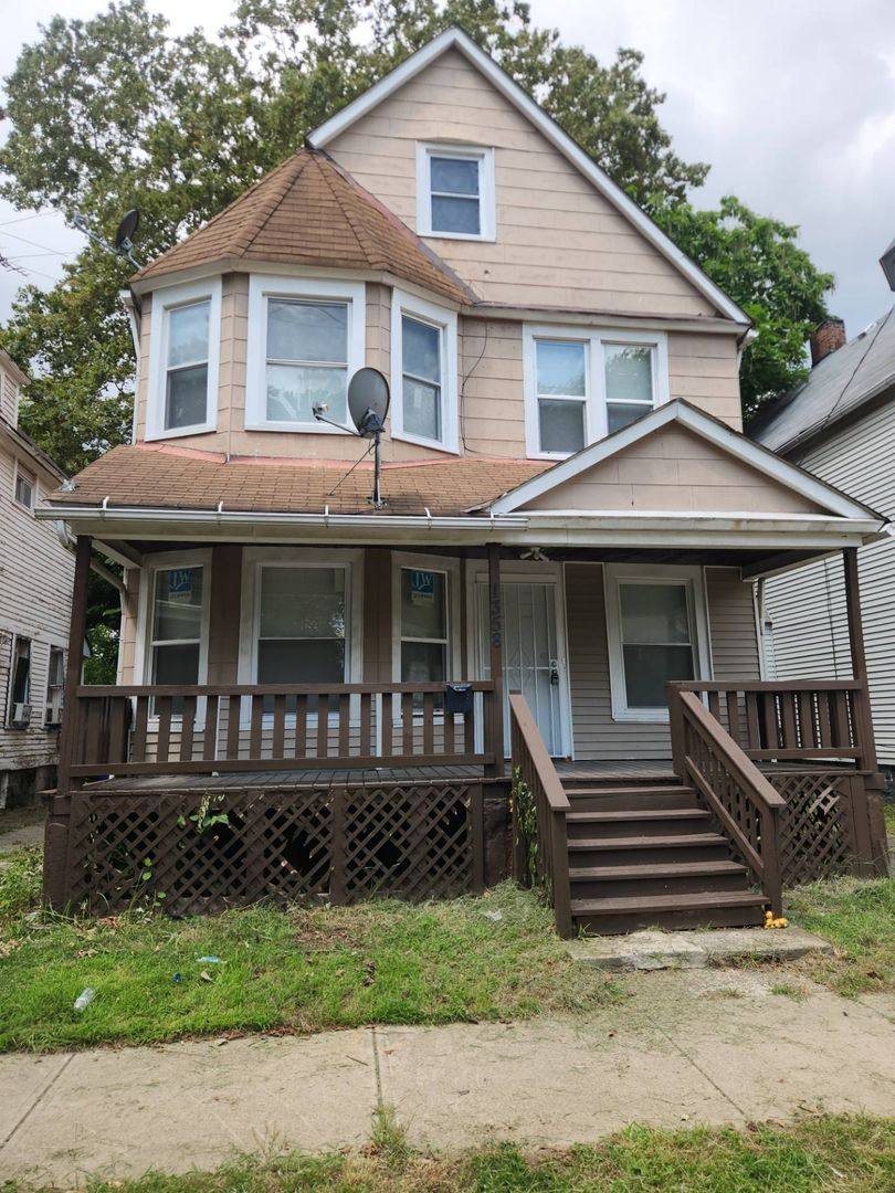 Apartment for rent at 1358 E 90th St, Cleveland, OH 44106