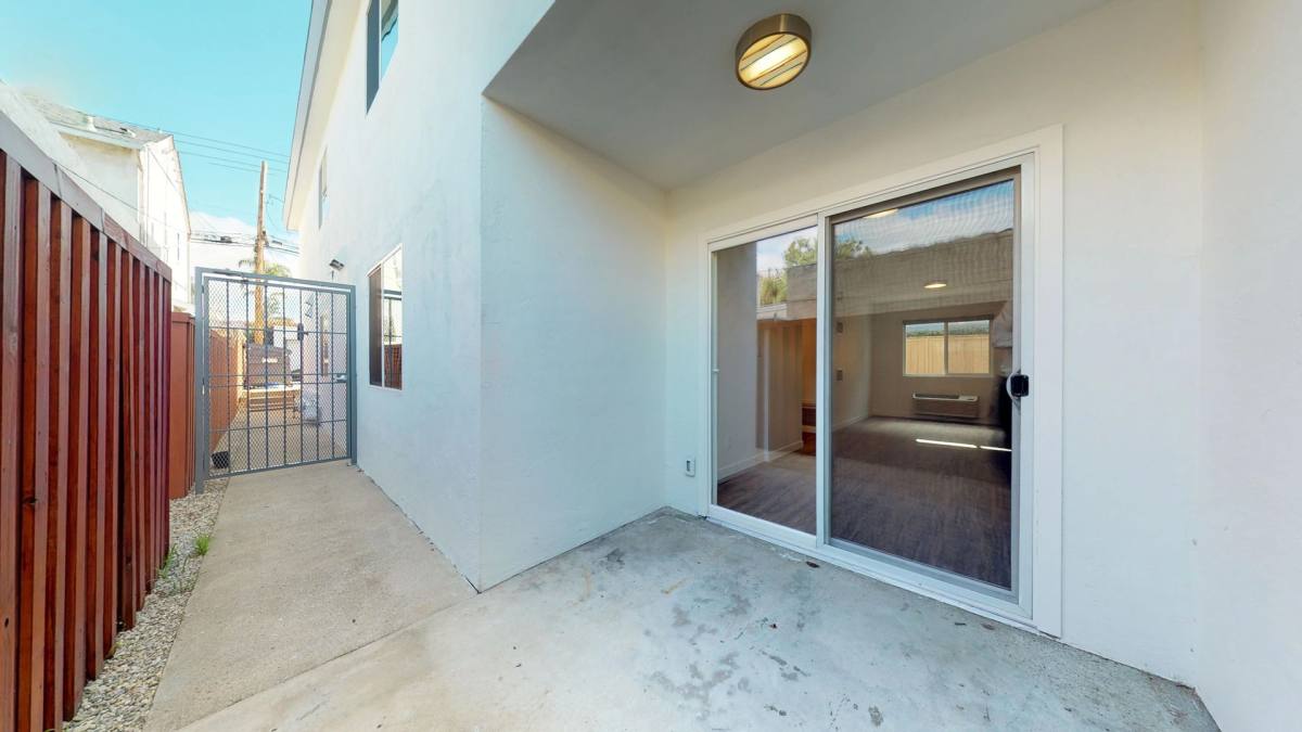 Apartment for rent at 435 D Ave, Coronado, CA 92118