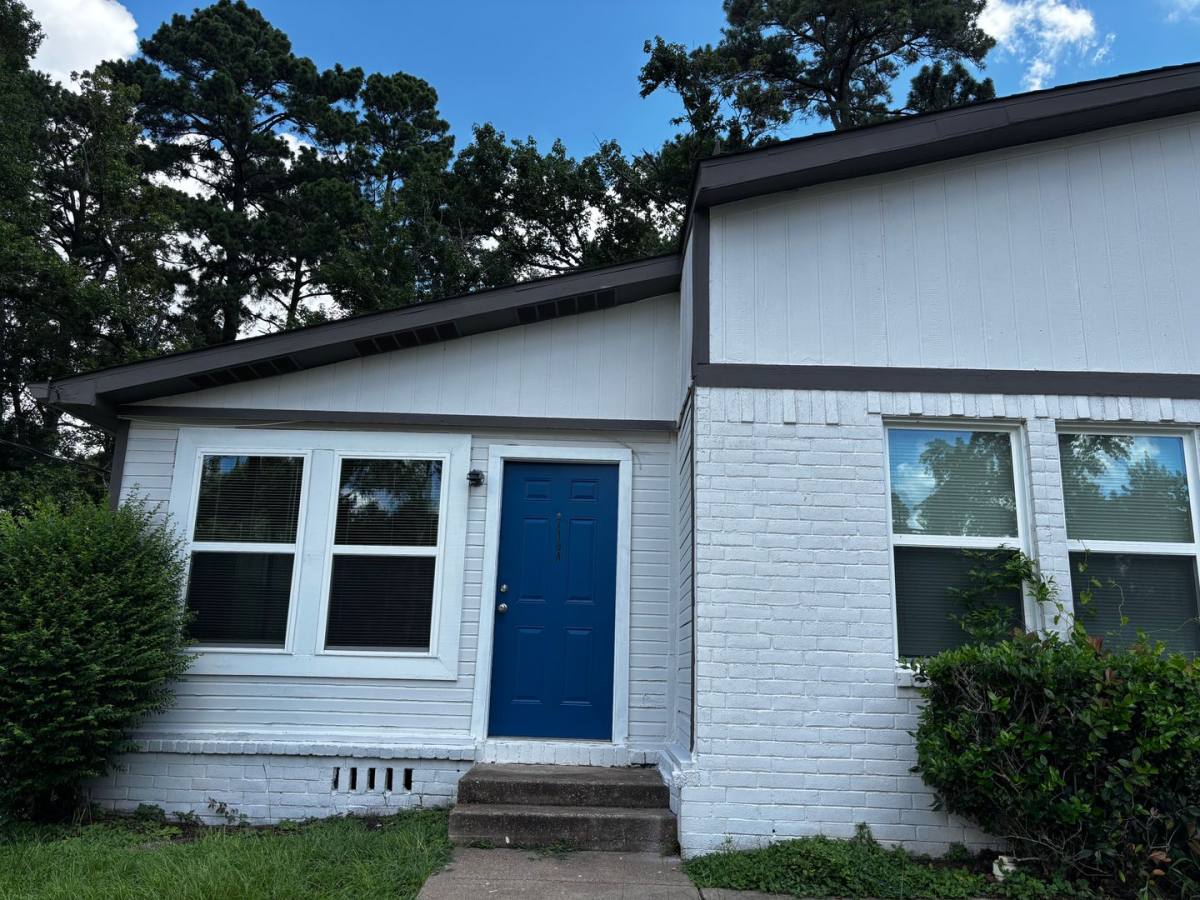 Townhouse for rent at 740 Vicki Dr, Huntsville, TX 77340