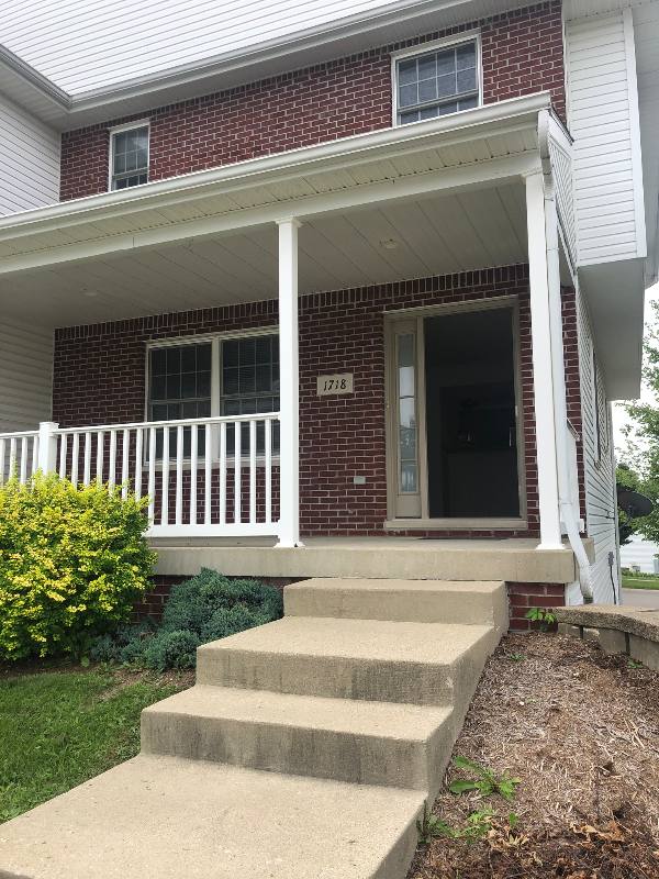 Townhouse for rent at 1718 W Sunstone Dr, Bloomington, IN 47403