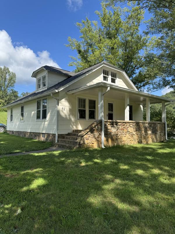 House for rent at 62 Elm Tree Lane, Canton, NC 28716