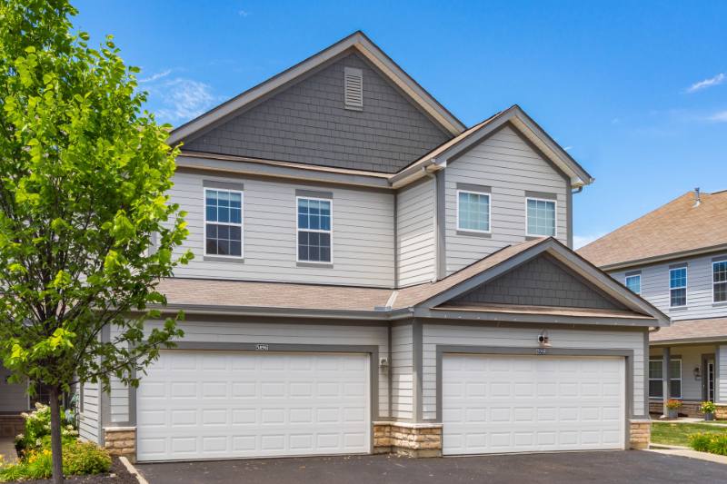 Condo for rent at 5900 Bluestone Way, Lewis Center, OH 43035