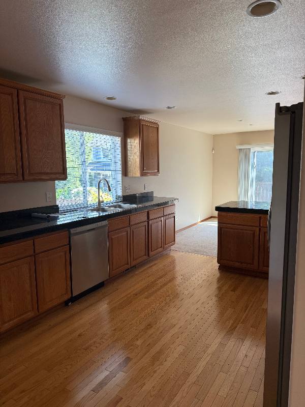 Townhouse for rent at 17018 4th Ave SE #B, Bothell, WA 98012
