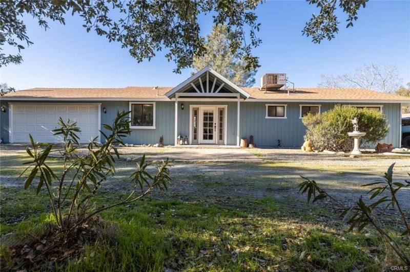 House for rent at 33030 Rd #233, North Fork, CA 93643