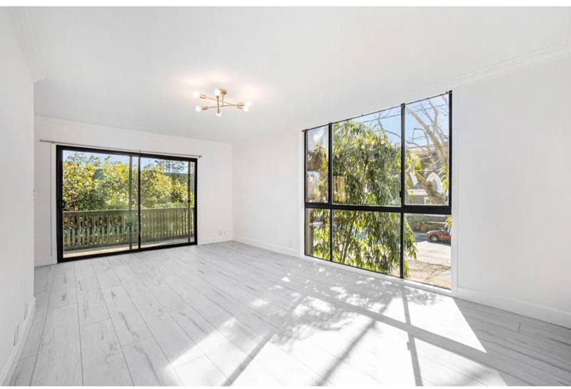 Townhouse for rent at 1907 Central Ave E, Alameda, CA 94501