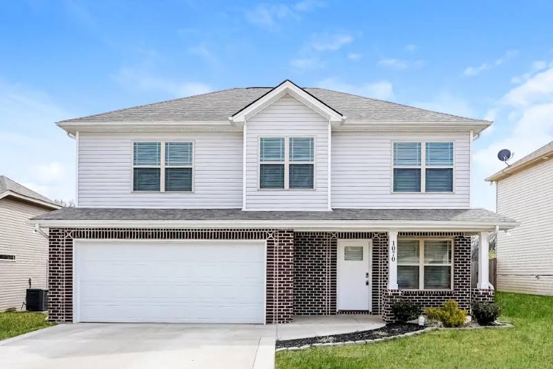 House for rent at 1073 Berra Dr, Springfield, TN 37172