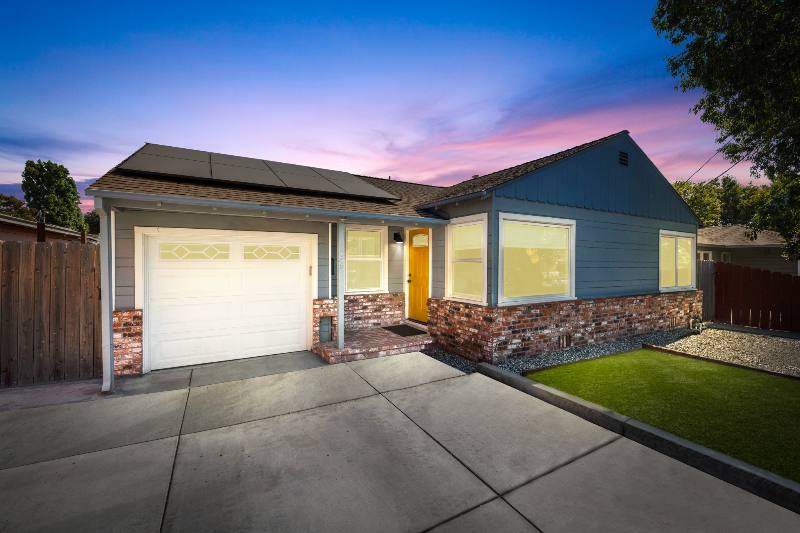 House for rent at 140 Harrison Ave, Napa, CA 94558
