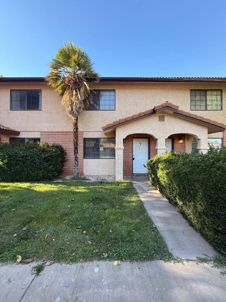 Condo for rent at 2154 W 70 S #3, Hurricane, UT 84737