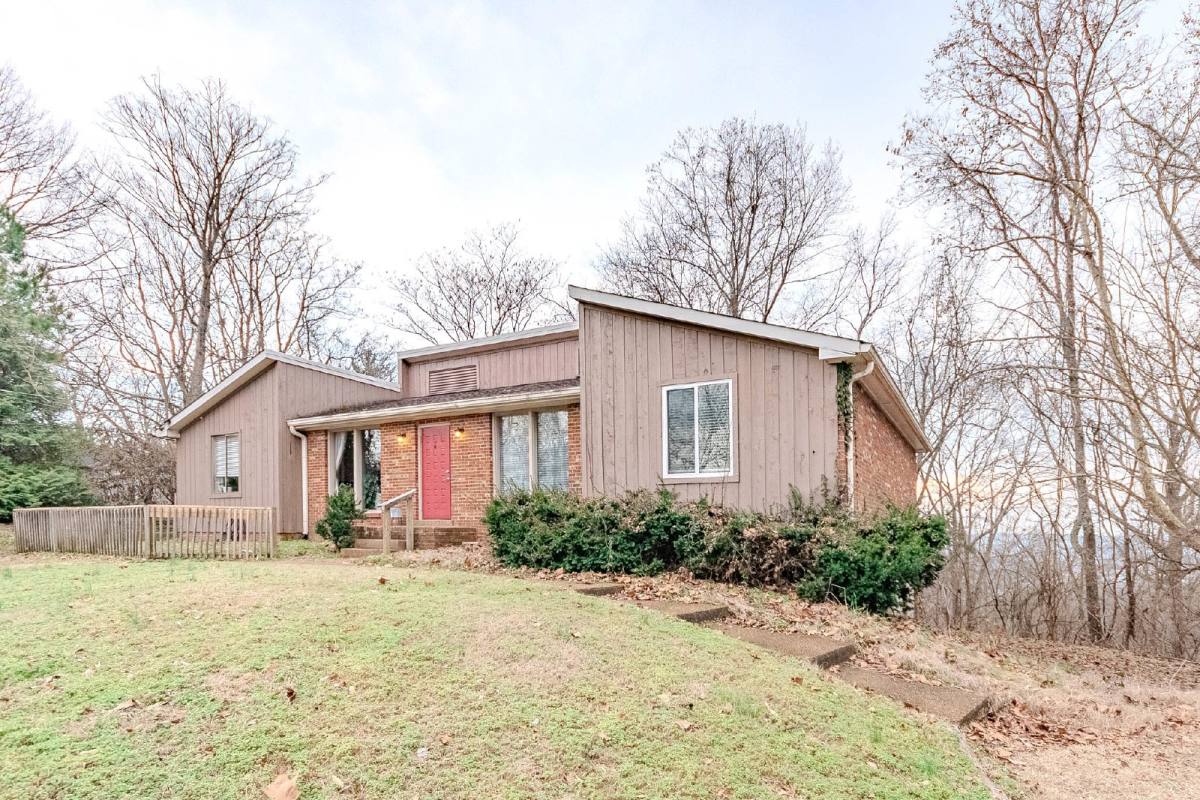 Townhouse for rent at 897 A Stirrup Dr, Nashville, TN 37221