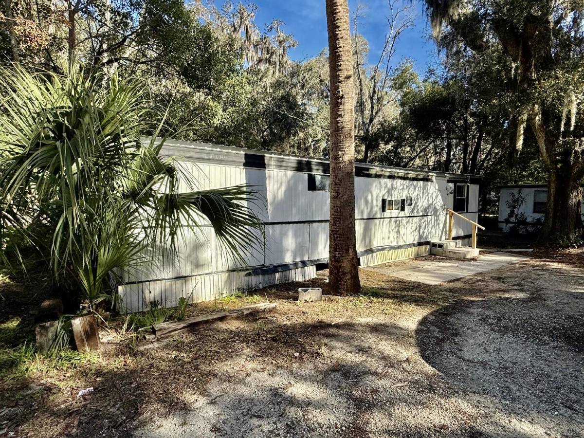 Apartment for rent at 1511 S Palm Ave #7, Palatka, FL 32177