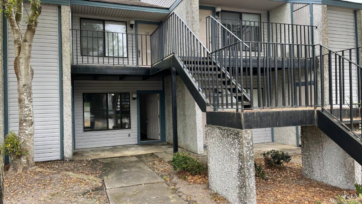 Apartment for rent at 910 Brett Dr #21, Hinesville, GA 31313