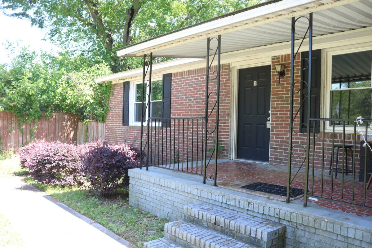 Townhouse for rent at 3624 Live Oak St, Columbia, SC 29205