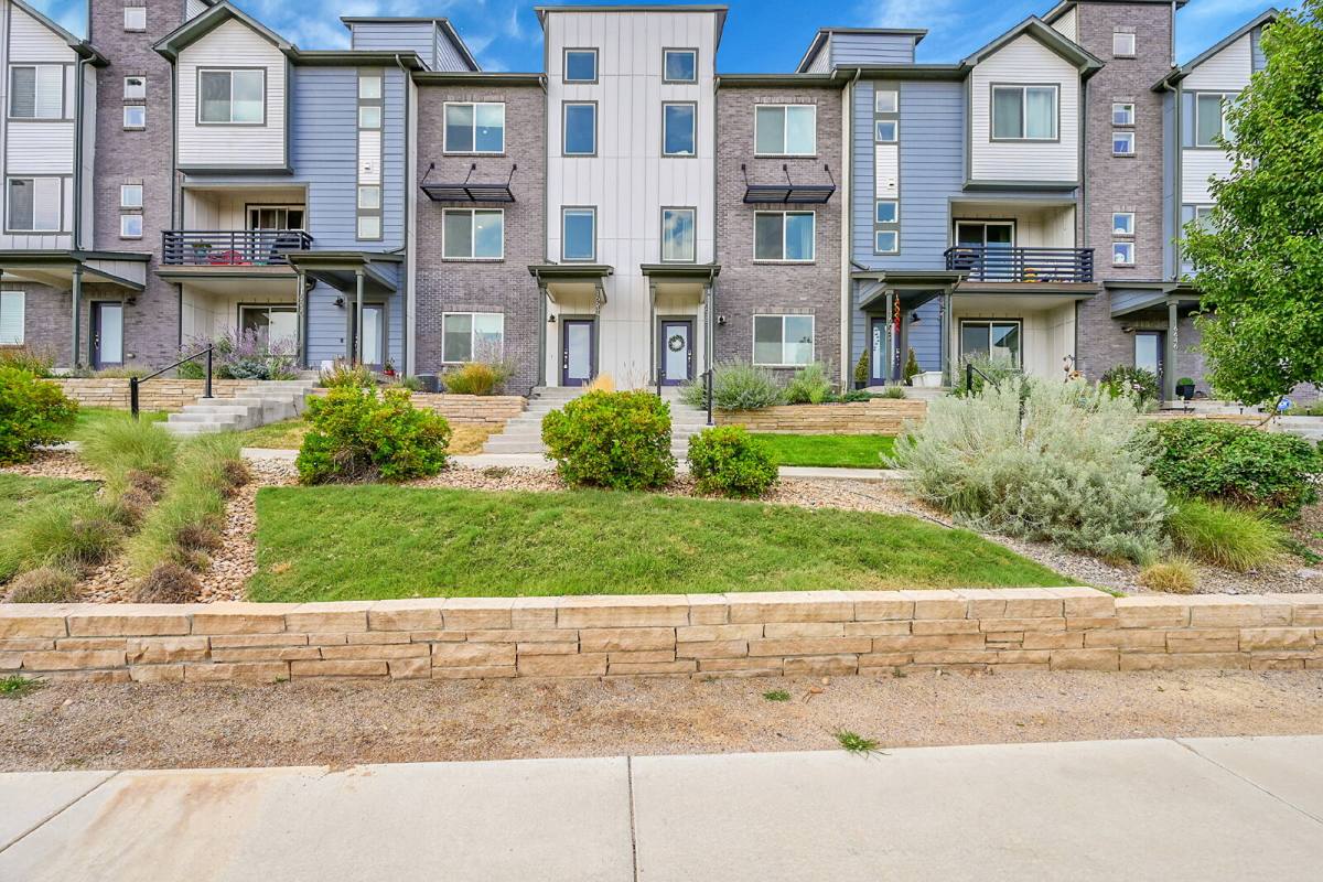 Townhouse for rent at 16634 Shoshone Place, Broomfield, CO 80023