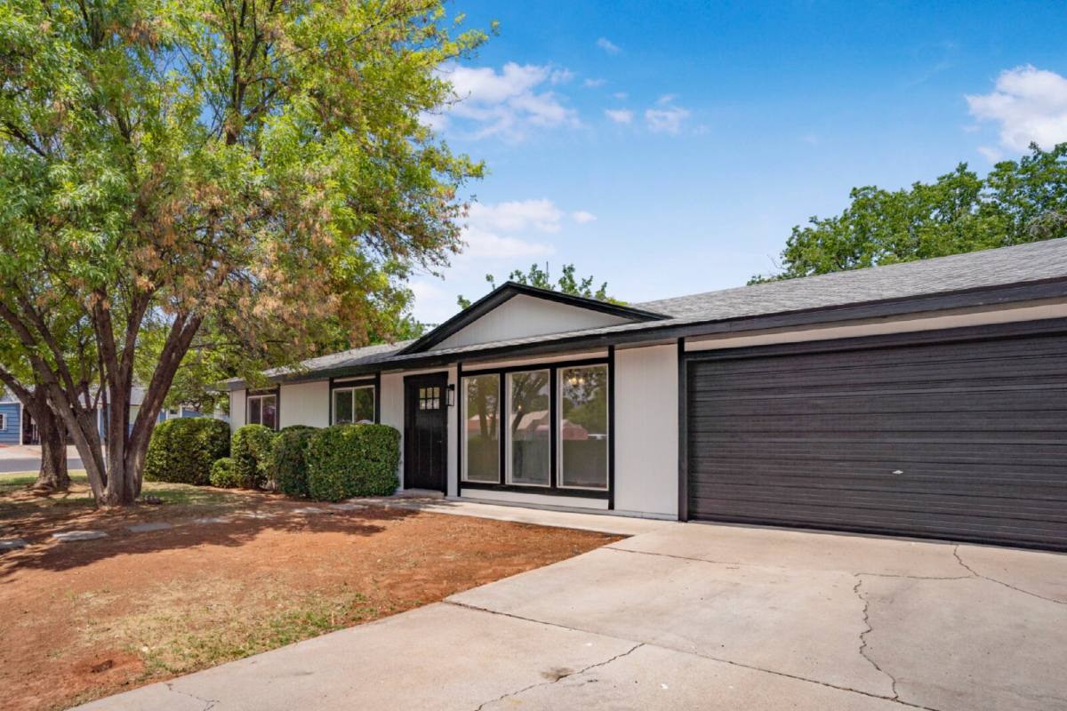 House for rent at 1098 N 1900 W, Saint George, UT 84770