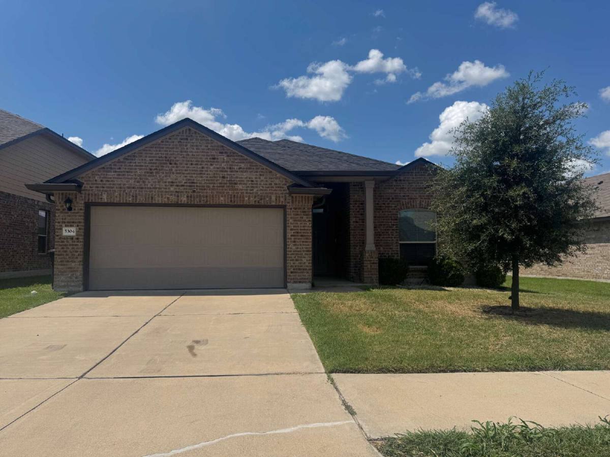 House for rent at 5304 Waterbank Lane, Killeen, TX 76543