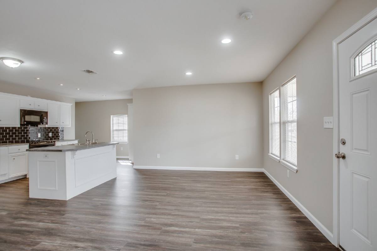 Townhouse for rent at 1909 16th St, Lubbock, TX 79401