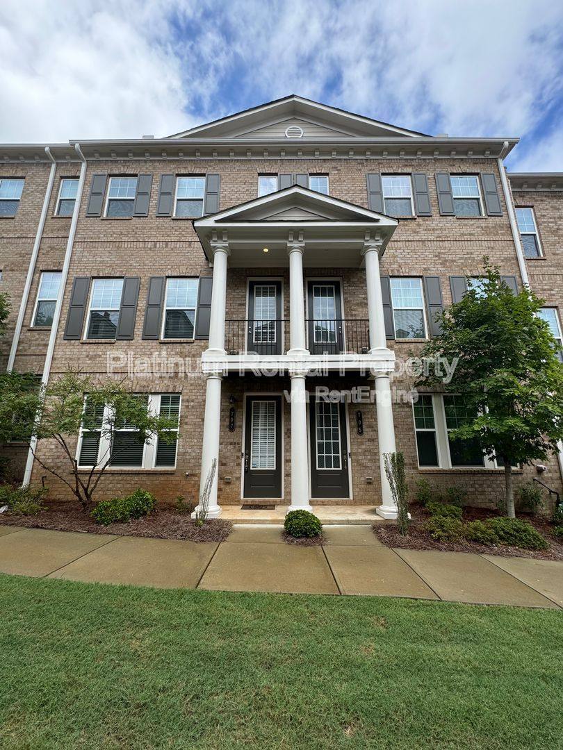Townhouse for rent at 707 Topsail Lane, Alpharetta, GA 30005