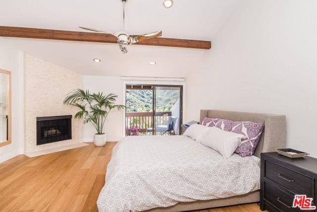 Townhouse for rent at 1524 Michael Lane, Pacific Palisades, CA 90272
