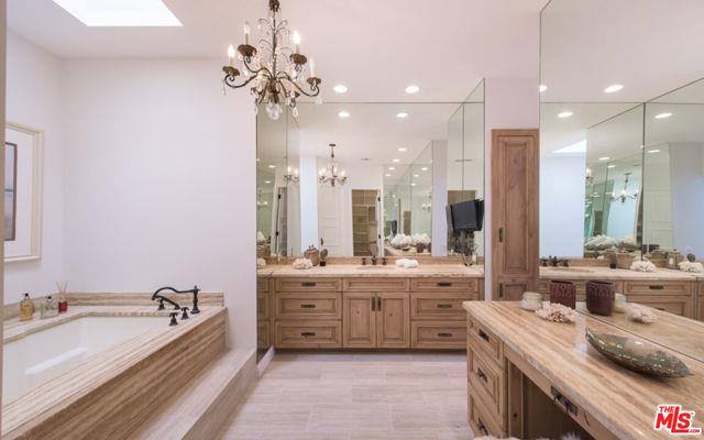 Condo for rent at 10108 Empyrean Way #304, Los Angeles, CA 90067