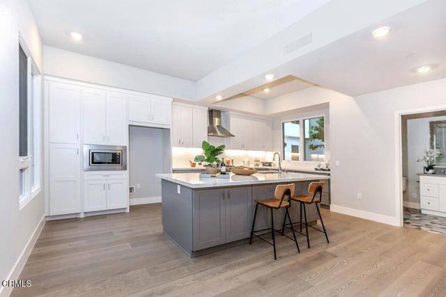 Townhouse for rent at 719 S Marengo Ave #10, Pasadena, CA 91106