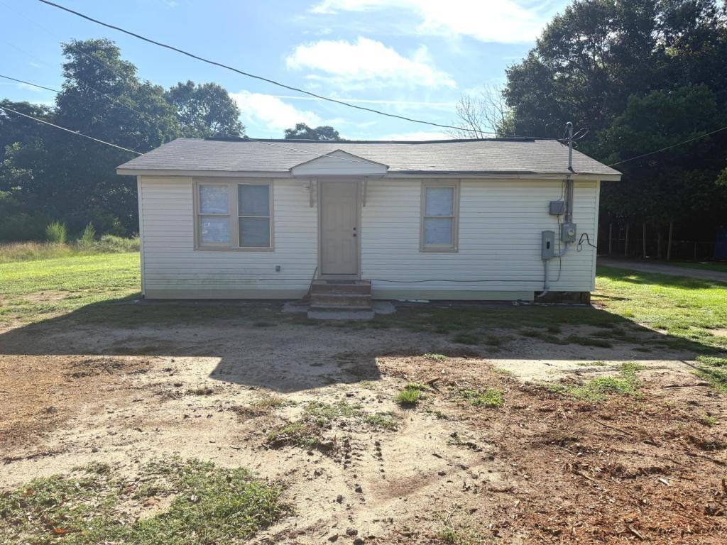 House for rent at 857 Ola Dr, Warner Robins, GA 31093