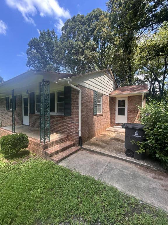 House for rent at 5019 Monte Vista St, Winston Salem, NC 27105