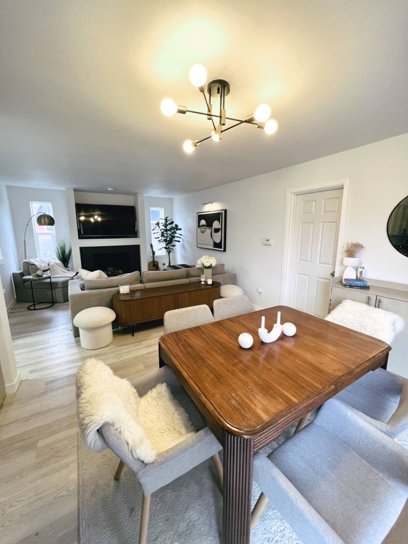 Townhouse for rent at 8327 Peggys Place SE #TAYLOR Bolibol Snoqu, Snoqualmie, WA 98065