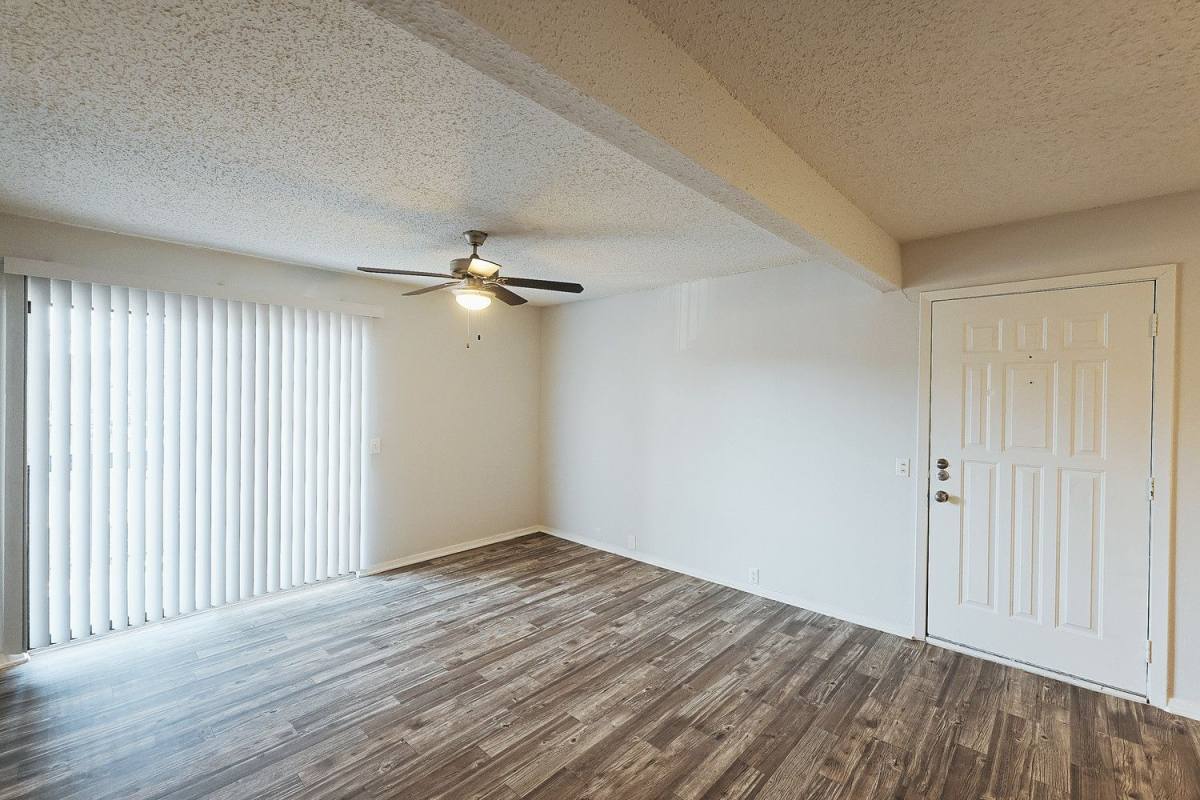 Apartment for rent at Lark, 6 Belair Dr, San Antonio, TX 78213