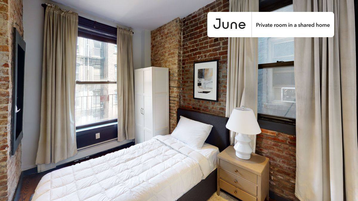 Apartment for rent at 509 E 87th St, New York, NY 10128