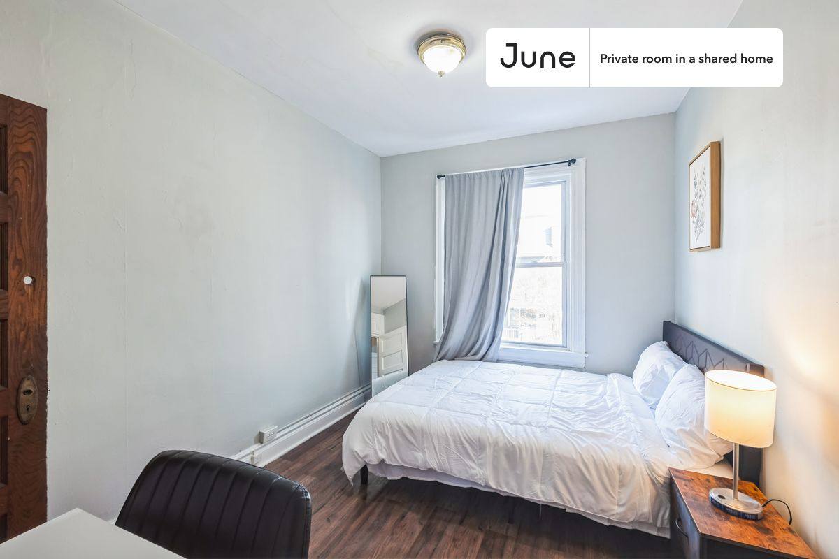 Apartment for rent at 1432 Perry Place, Washington, DC 20010
