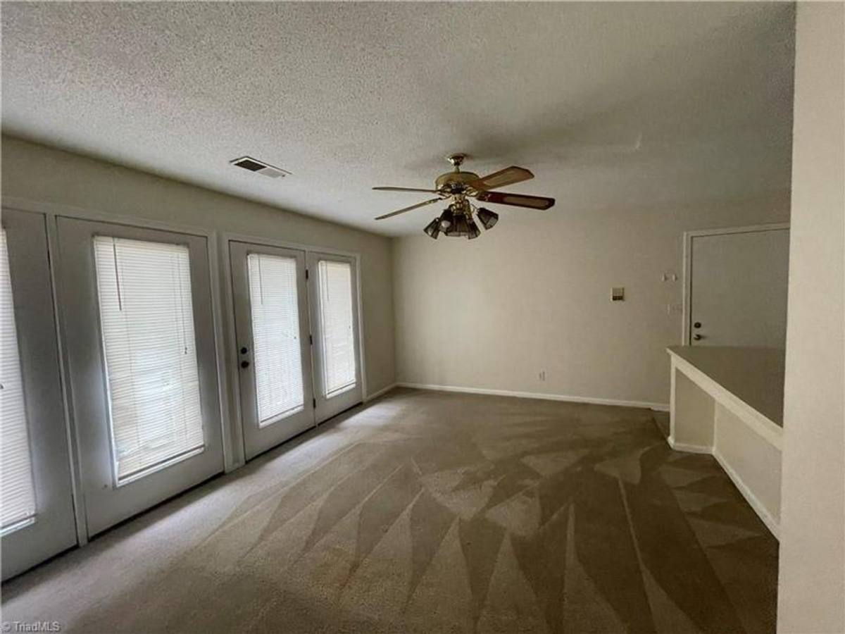 Condo for rent at 2330 W Vandalia Rd E, Greensboro, NC 27407