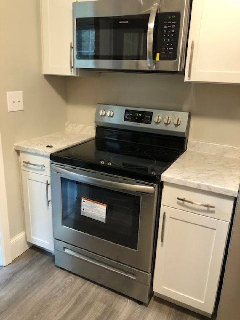Apartment for rent at 2645 2647 Craig Rd, Columbia, SC 29204