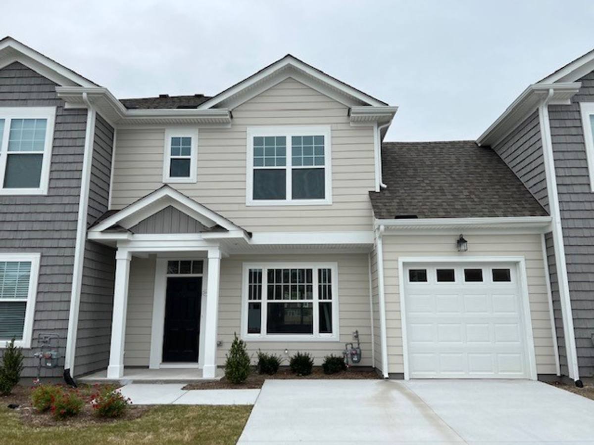 Townhouse for rent at 2015 Canning Place, Chesapeake, VA 23322