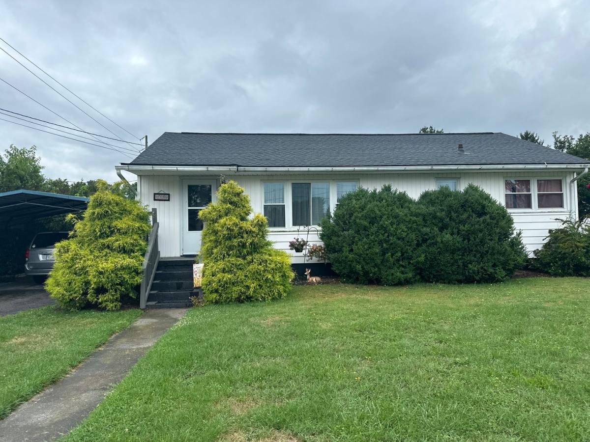 House for rent at 606 Preston St, Radford, VA 24141