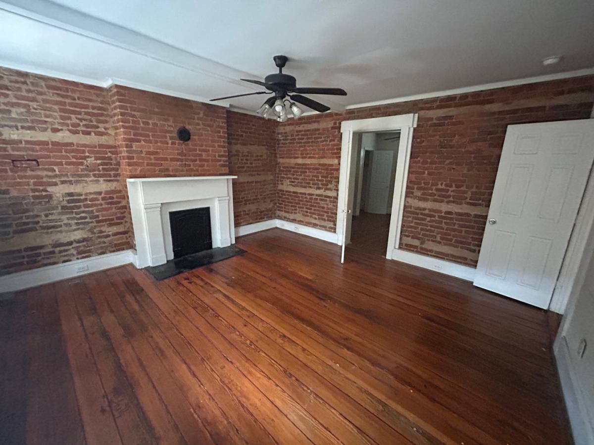 Apartment for rent at 1016 W Clay St, Richmond, VA 23220