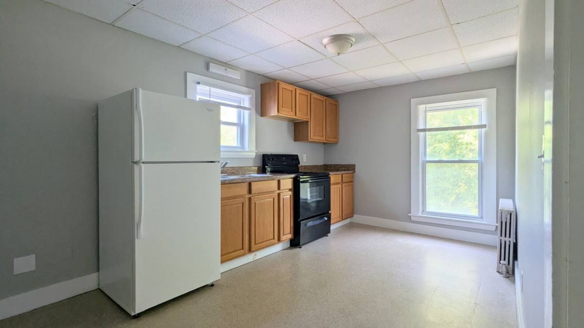Apartment for rent at 12 Noyes Court, Augusta, ME 04330