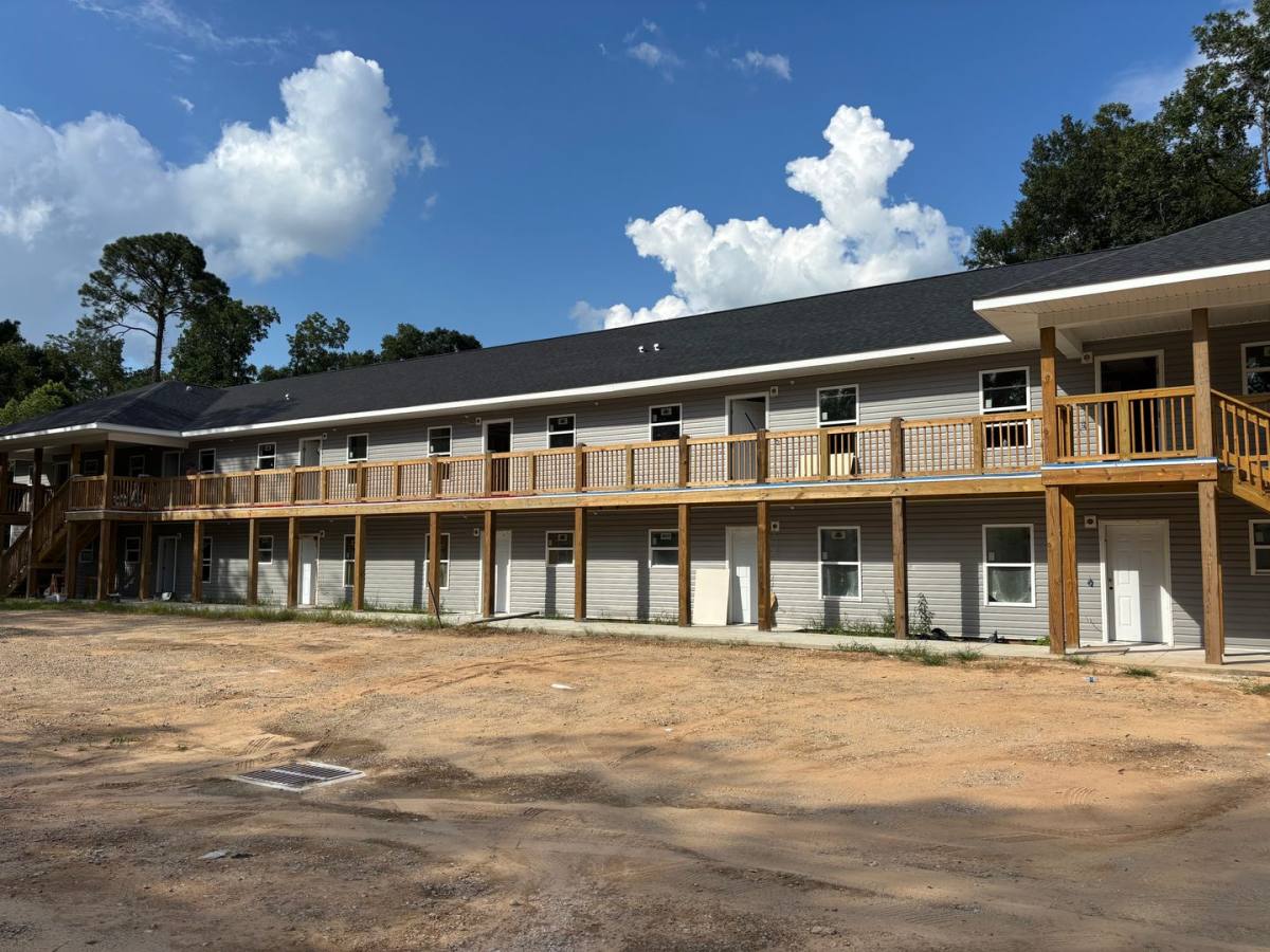 Apartment for rent at 225 W Field St, Crestview, FL 32536