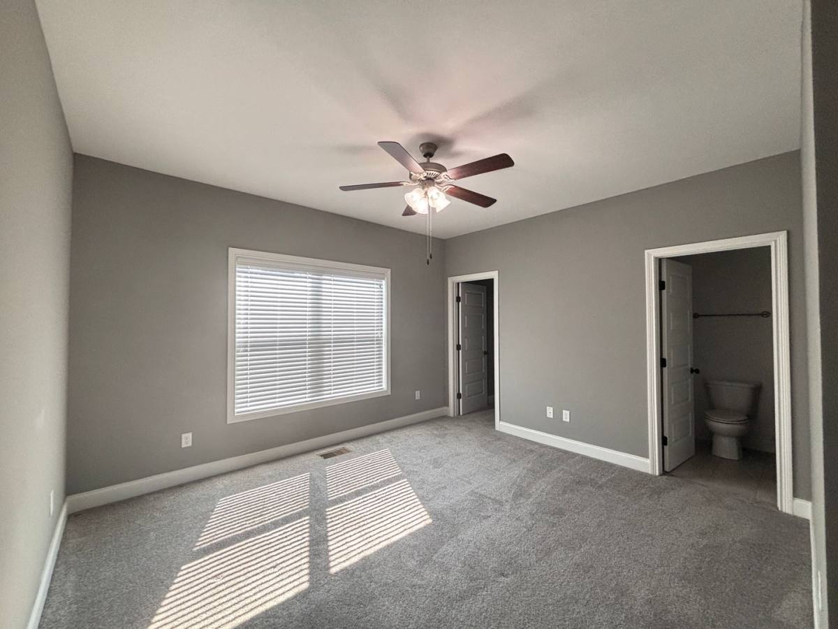 Townhouse for rent at 864 Fairview Ave, Bowling Green, KY 42101