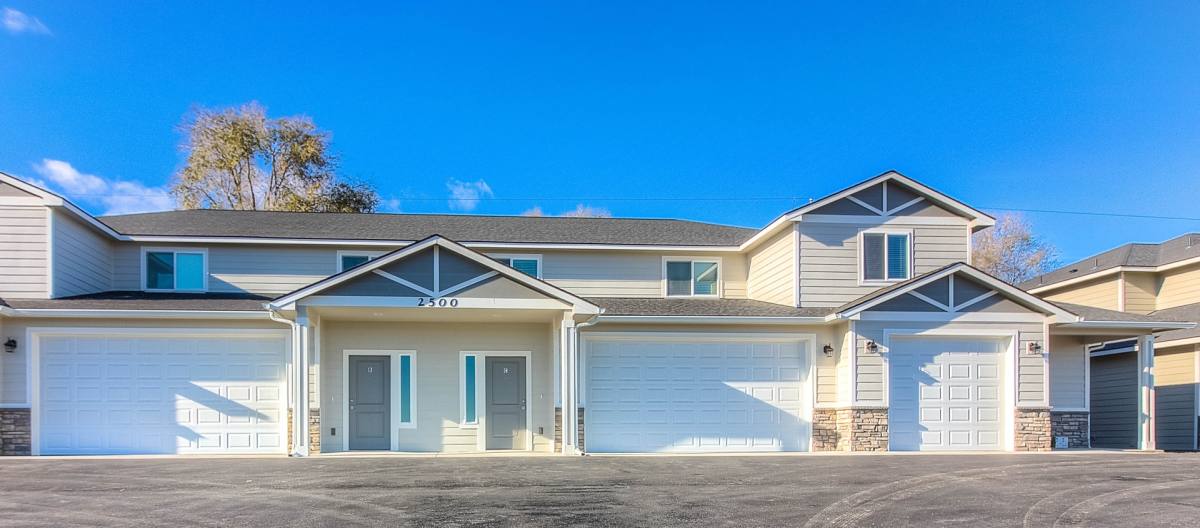 Apartment for rent at 2407 Woolsey Rd, Yakima, WA 98903