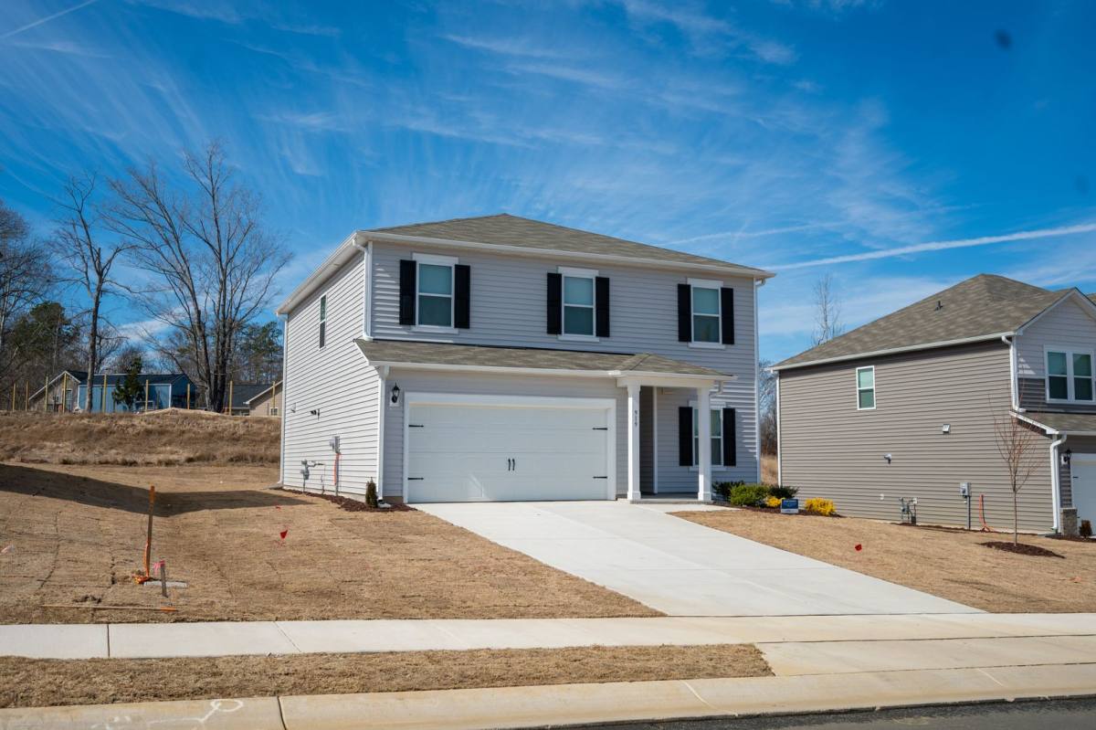 House for rent at 919 Crow Branch Dr, Graham, NC 27253