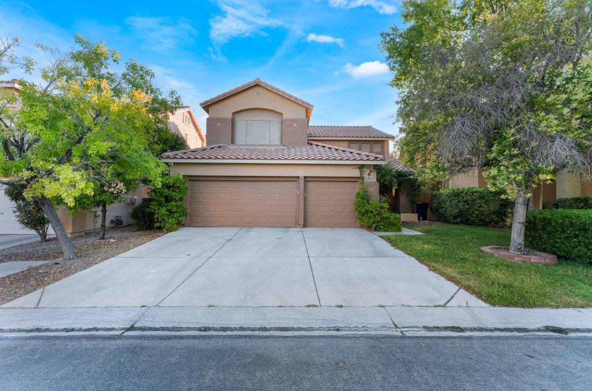 House for rent at 617 Lexington Cross Dr, Las Vegas, NV 89144