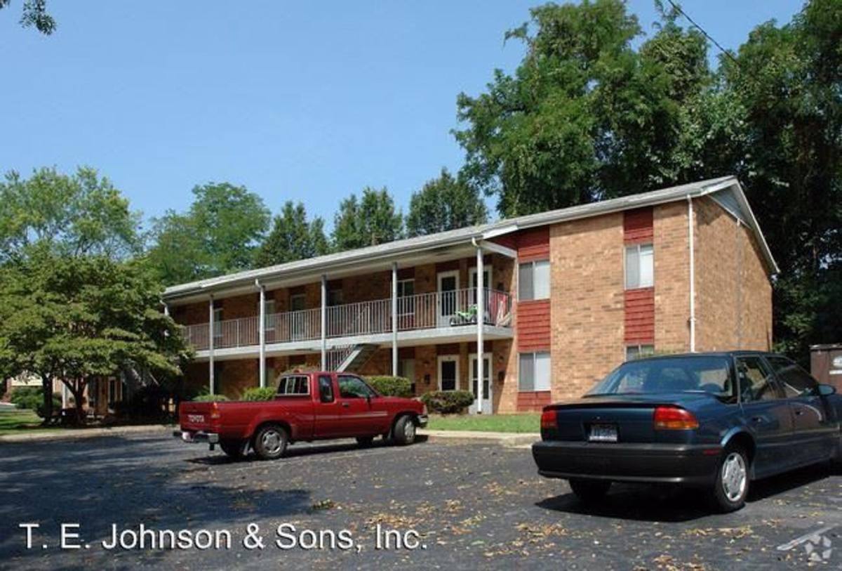 Apartment for rent at 101 Hedgecock Ave #B, Winston Salem, NC 27104